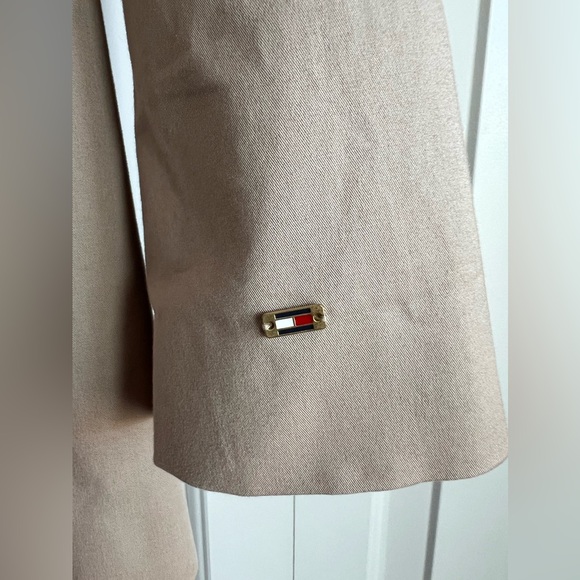 NWT Tommy Hilfiger Oversized Boyfriend Blazer Beige Size 00 - Picture 4 of 6
